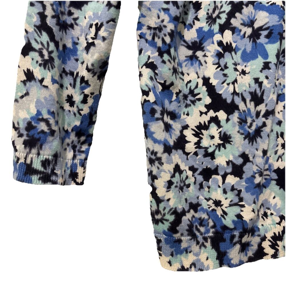Talbots Petites Blue Floral Cardigan Size P/XS Scoop Neck 3/4 Sleeve Lightweight - Picture 3 of 6